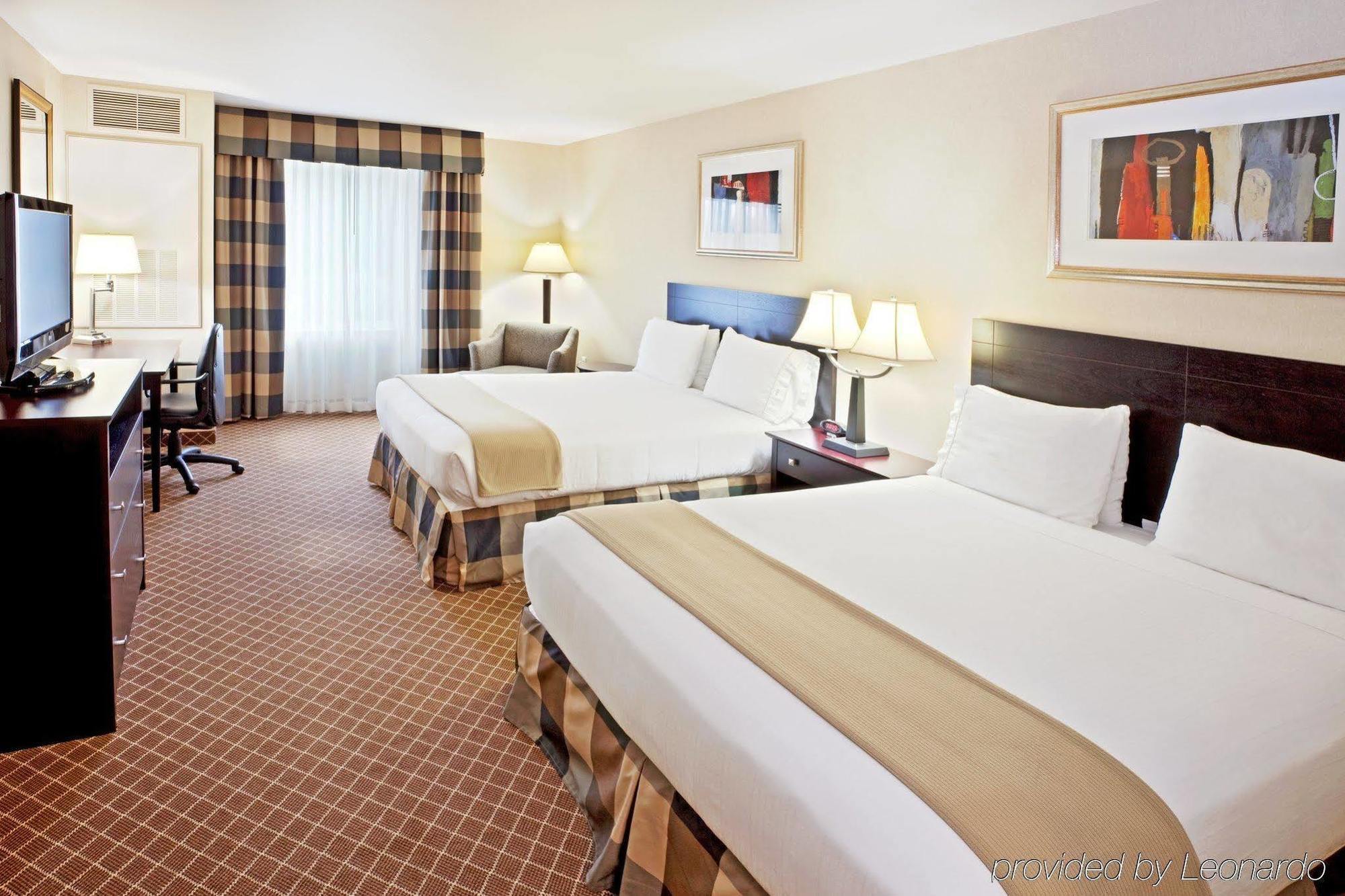 Holiday Inn Express Hotel & Suites Marysville By Ihg Номер фото